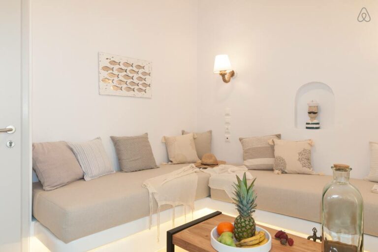 Apartment with balcony Four